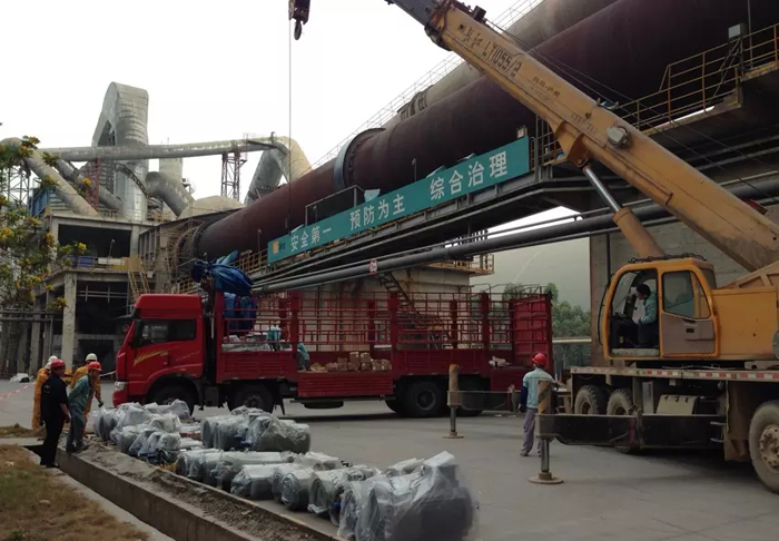 2015年（nián）3月22日封開基地2線節能電機到貨