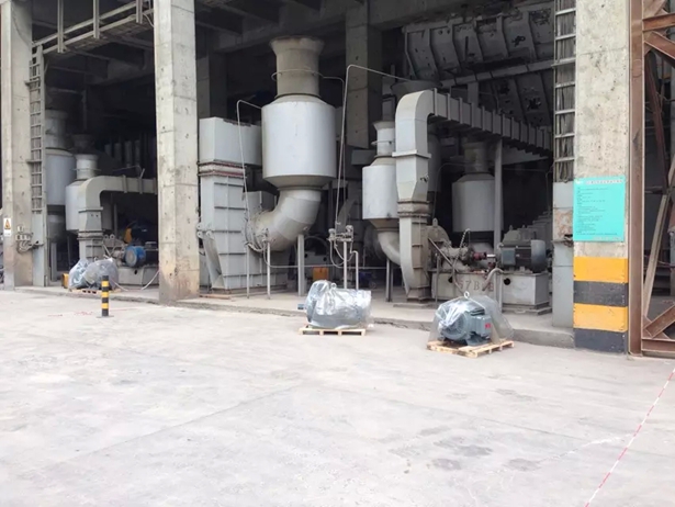 某水泥廠電機節能改造之前現場 某水泥廠電機節能(néng)改造之前現場