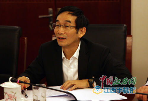 人大代表建議強製推行高效節能電機 人大代表建議強製推行高效節能電機