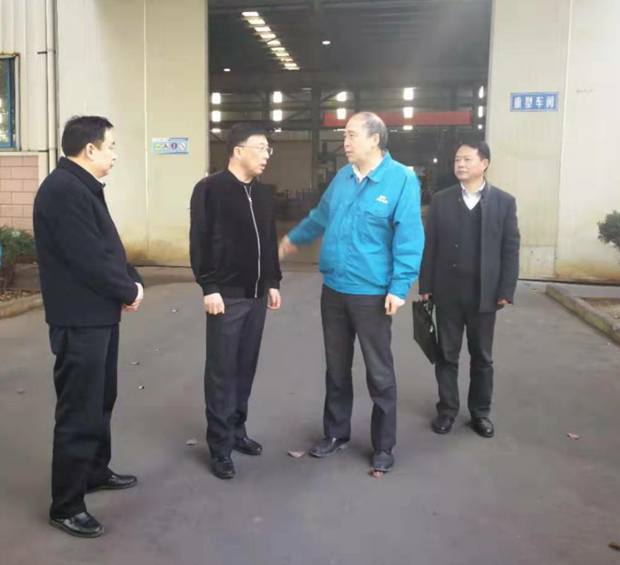 新(xīn)任涇縣縣委副書記、代縣長施懷(huái)中到安徽威(wēi)能(néng)電機有限公司 新任涇縣縣委副書記、代縣長施(shī)懷中到安徽威能電機有限公司